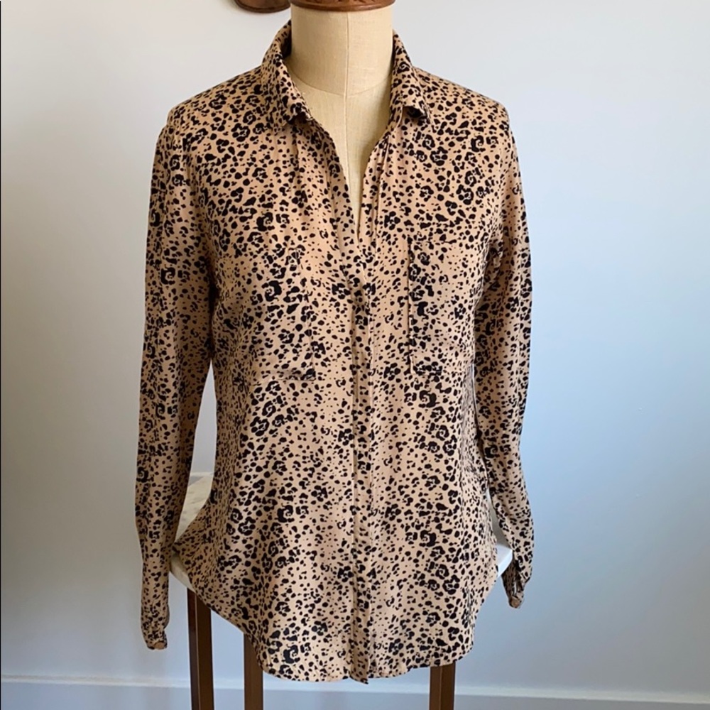Anthropologie Cloth & Stone Leopard Button Down XS